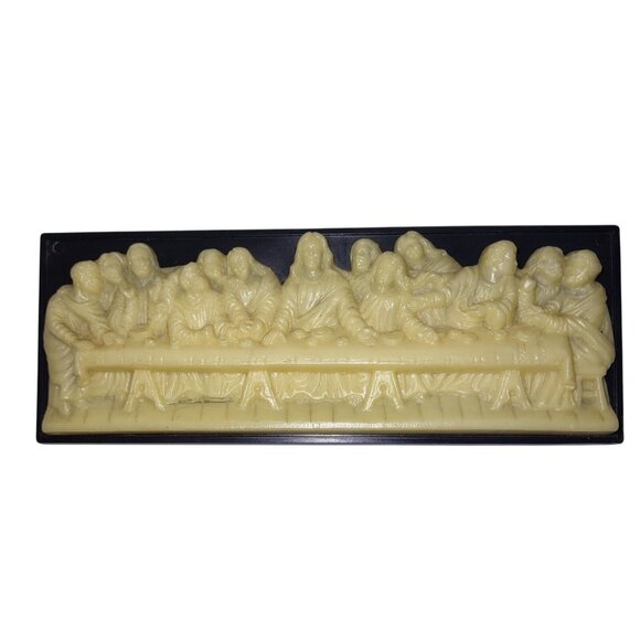 The Lords Supper Wall Plaque Beige Plastic On Black Jesus Christ & Disciples 6.5 - Picture 1 of 4